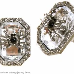 Oval Spider Gem Ring